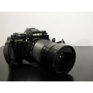 Minolta X-700 35mm SLR Film Camera with Zoom Lens  Classic Vintage Manual Camera